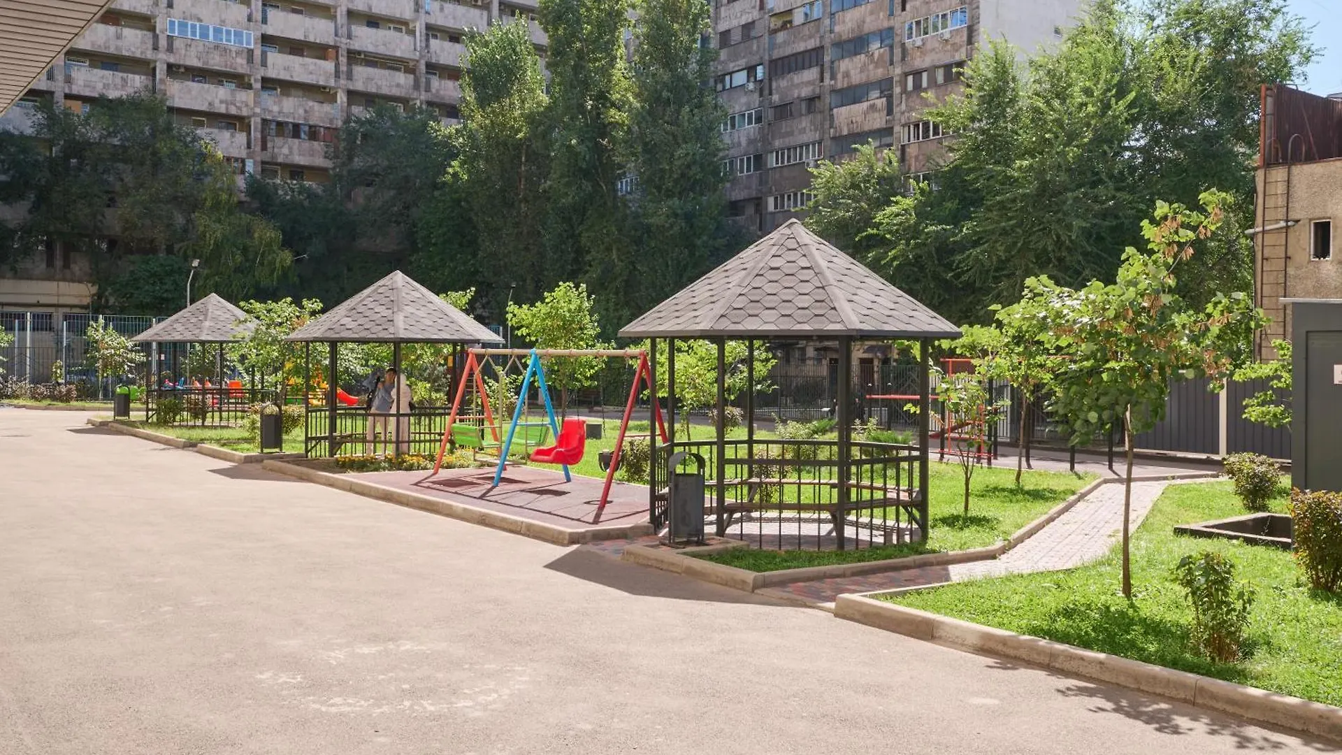 One Bedroom Apartment Next To Arbat In Almat