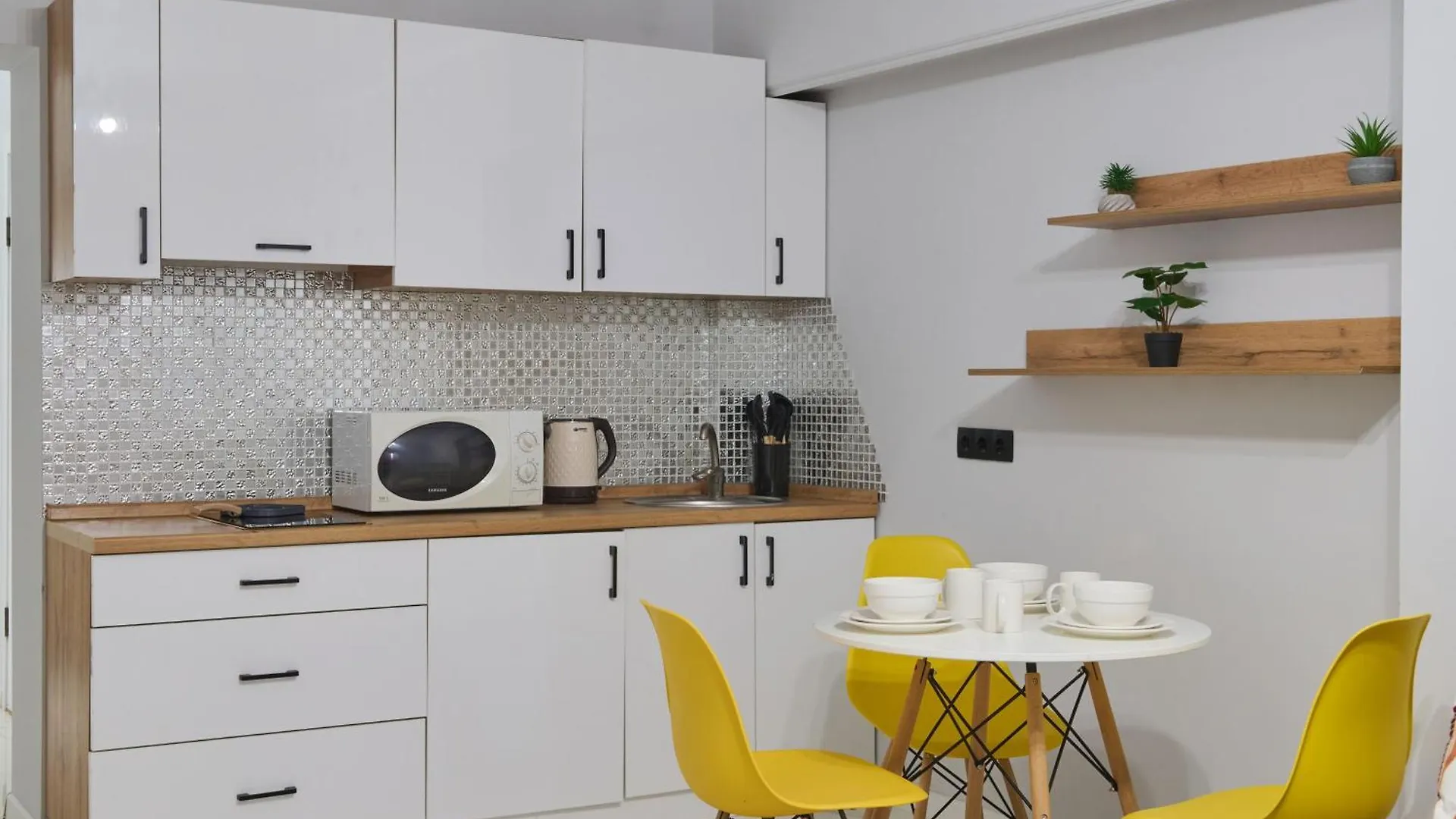 One Bedroom Apartment Next To Arbat In Almat