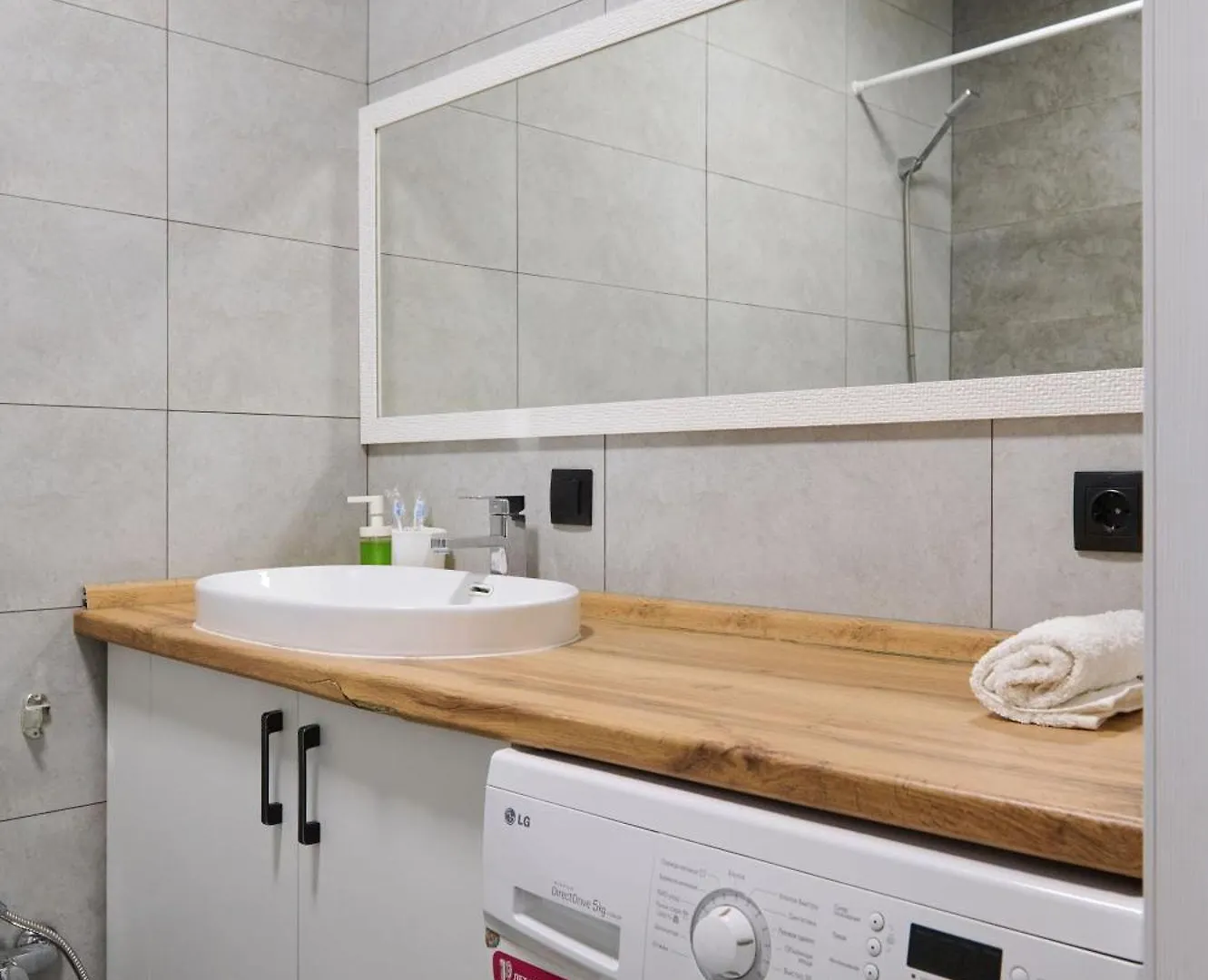 One Bedroom Apartment Next To Arbat In Almat